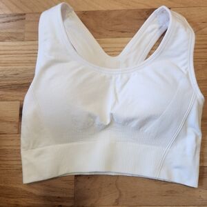 All in Motion Seamless Medium Support Racerback Sports Bra White Medium